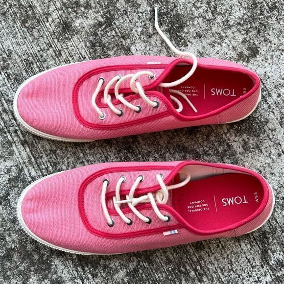 Toms Women's Heritage Canvas Caramel Sneaker Strawberry Milkshake Size 9.5M - Picture 2 of 7